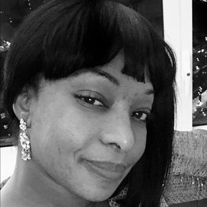 Meet your Posher, Natasha